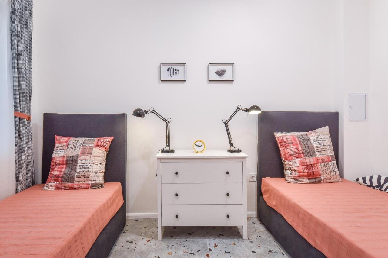 소피아 Cosy & Renovated 2Bd Flat Near Vitoshka By Flat Mаnager 아파트 외부 사진