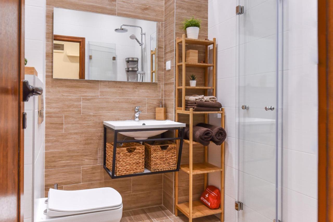 소피아 Cosy & Renovated 2Bd Flat Near Vitoshka By Flat Mаnager 아파트 외부 사진