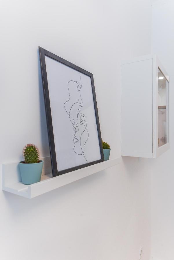 소피아 Cosy & Renovated 2Bd Flat Near Vitoshka By Flat Mаnager 아파트 외부 사진